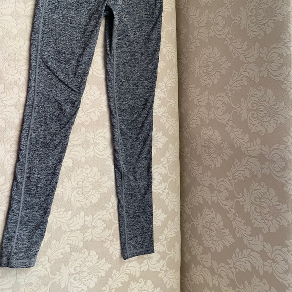Grey Tna leggings full length medium rise - Picture 2 of 3